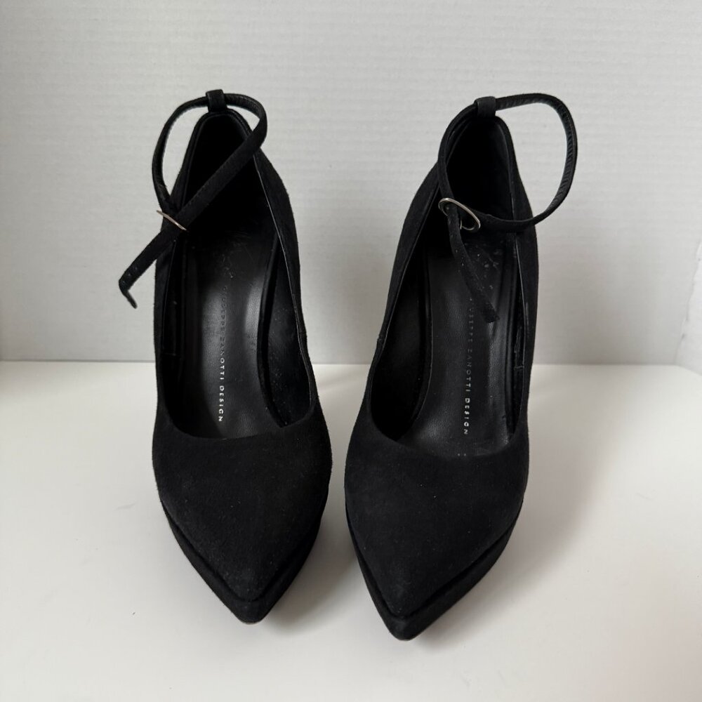 Giuseppe Zanotti Pumps